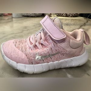 Nike star runner pink 7c